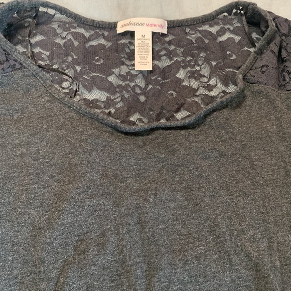 Bundle of 2 sz medium long sleeve t-shirts - Picture 3 of 6